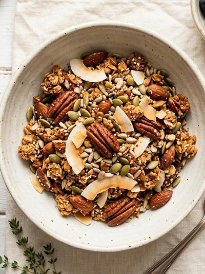 Keto Granola with Nuts, Seeds and Coconut