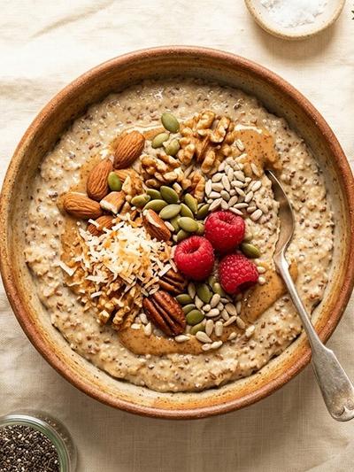 The Complete Guide to Nuts & Seeds on Vegetarian Keto