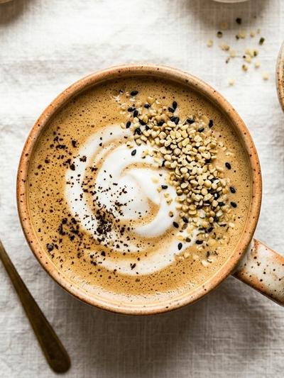 One-Saucepan Japanese Hojicha Latte with Coconut Cream & Toasted Hemp