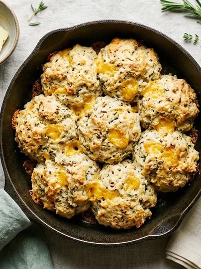One-Skillet Cheddar & Herb Almond Drop Biscuits with Flax