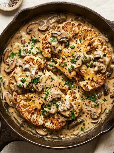 One-Skillet Cream Cheese & Mushroom Smothered Cauliflower Steaks